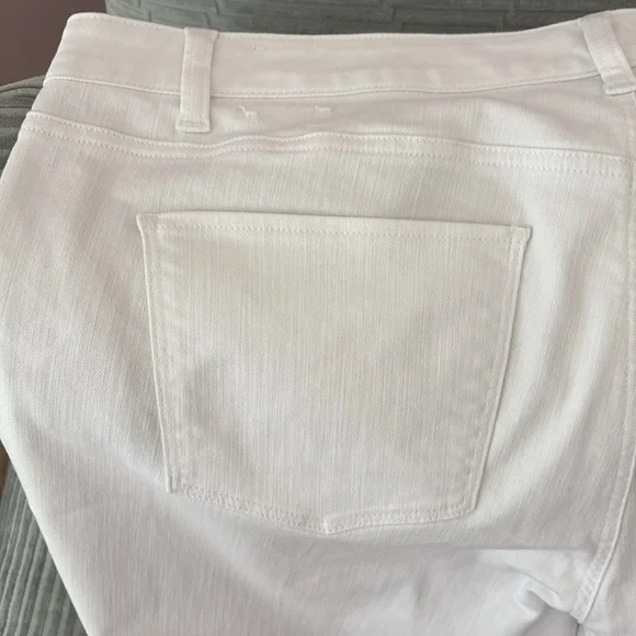 Talbots White Slim Ankle Jeans. Size 18W. Made with 2% Spandex.